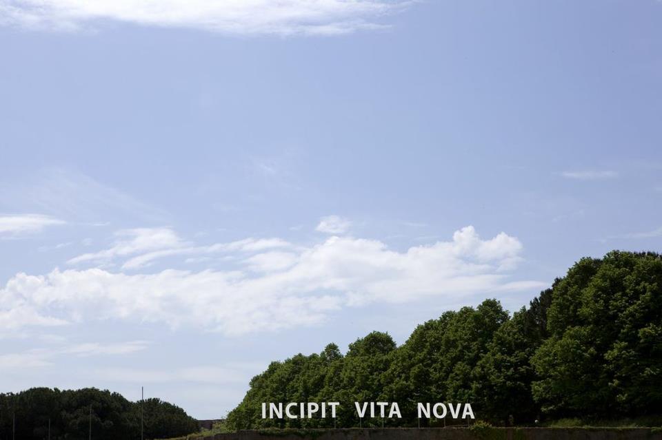 Incipit Vita Nova